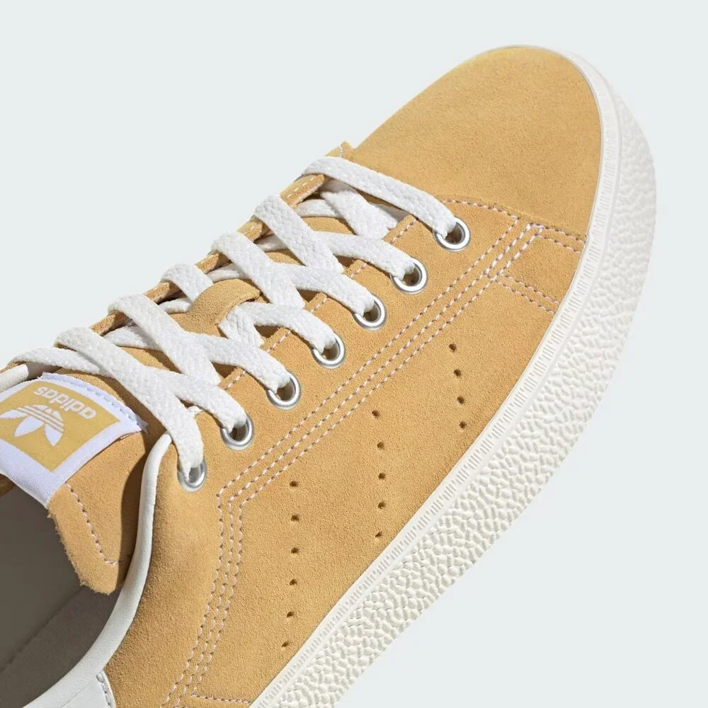 Stan Smith CS MEN  Shoes ‎    Product color: Oat / Core White / Gum